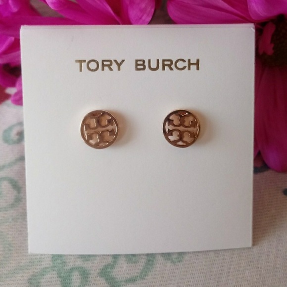 Tory Burch Jewelry - Tory Burch NWOT Rose Gold Circle Logo Earrings